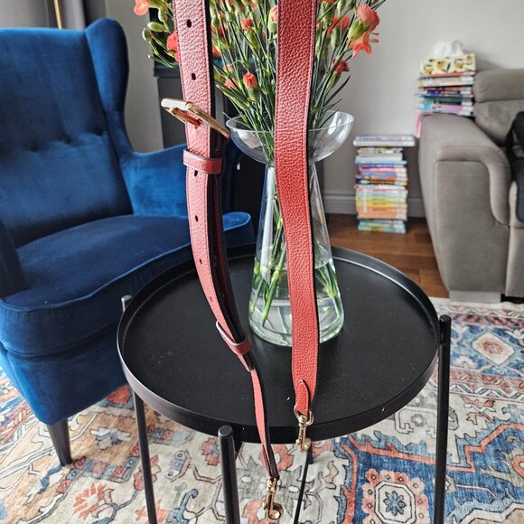 Coach Crossbody Leather Adjustable Strap in rust color - Picture 2 of 4